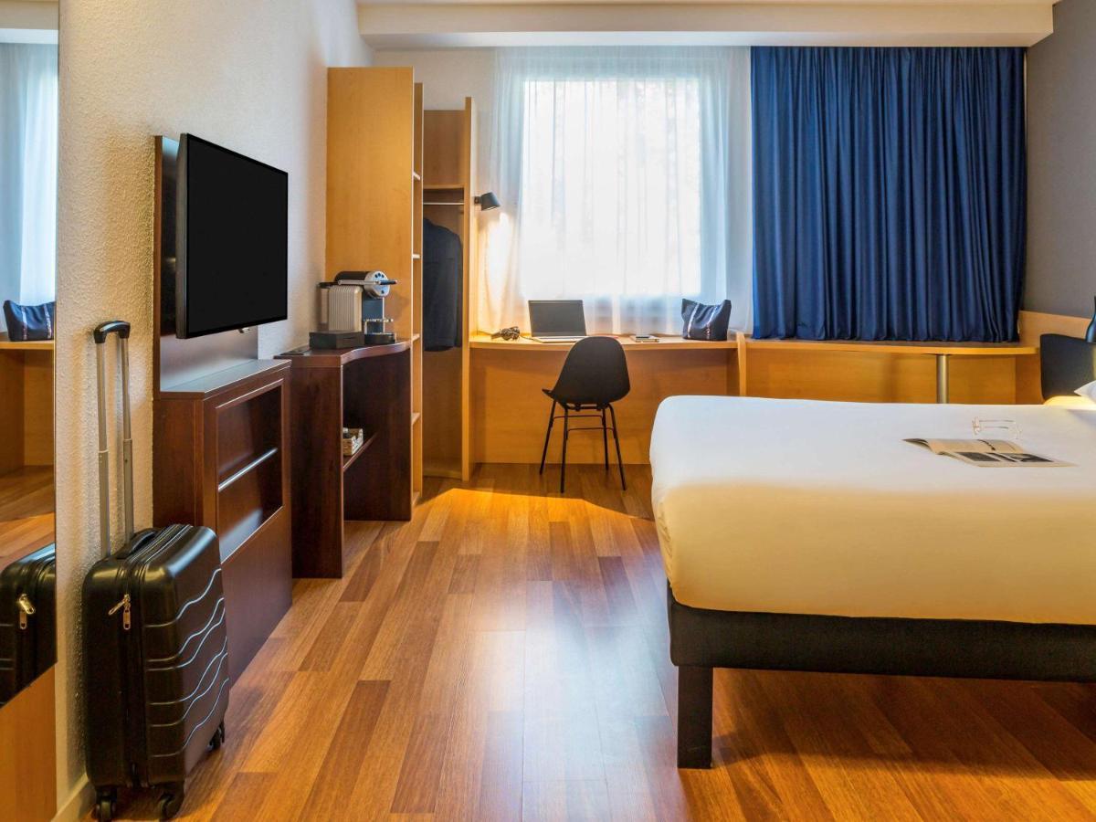 Ibis Geneve Petit Lancy Hotel Ngoại thất bức ảnh