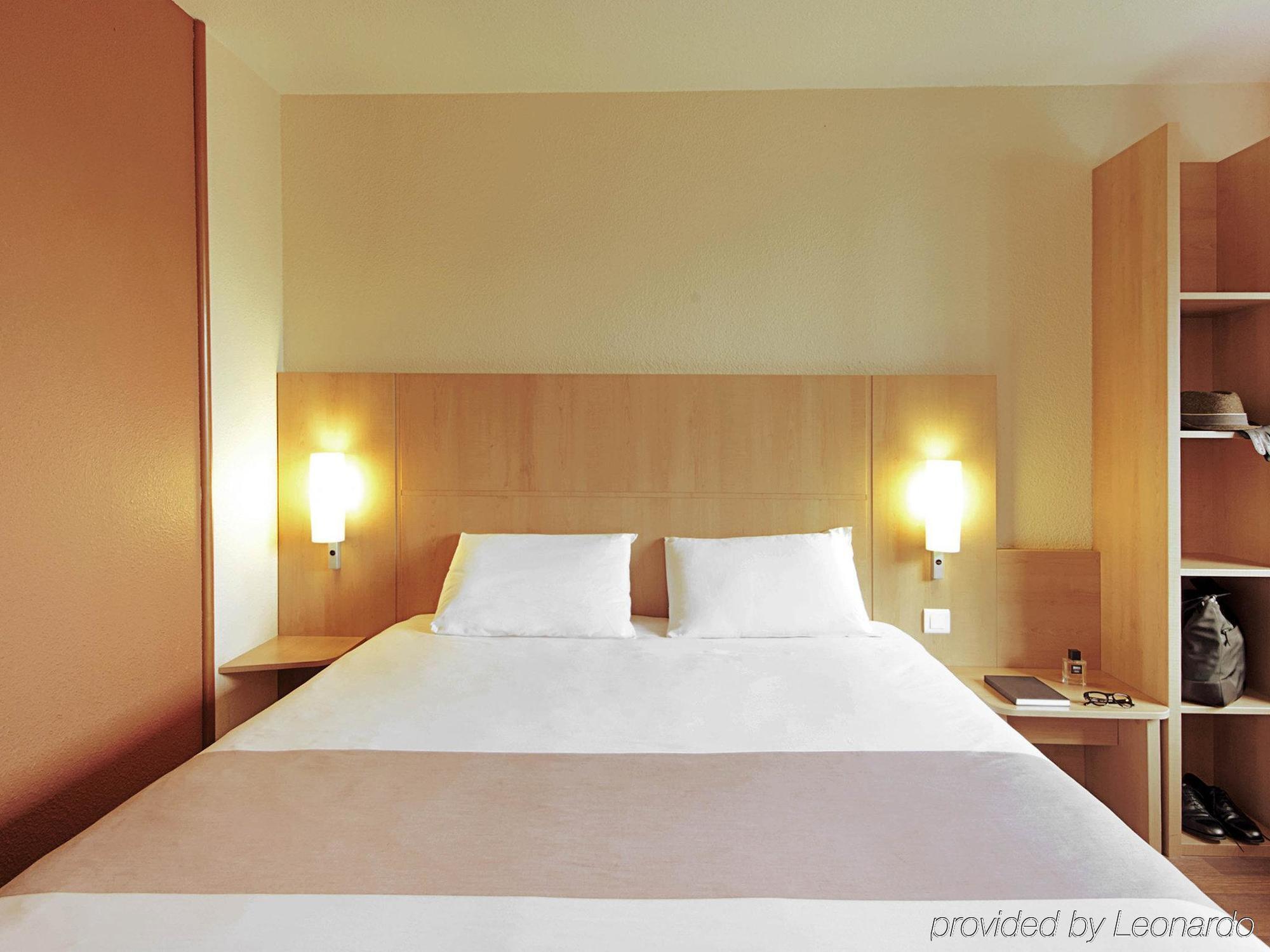 Ibis Geneve Petit Lancy Hotel Ngoại thất bức ảnh